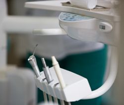 Narzędzia dentystyczne i sprzęt stomatologiczny
